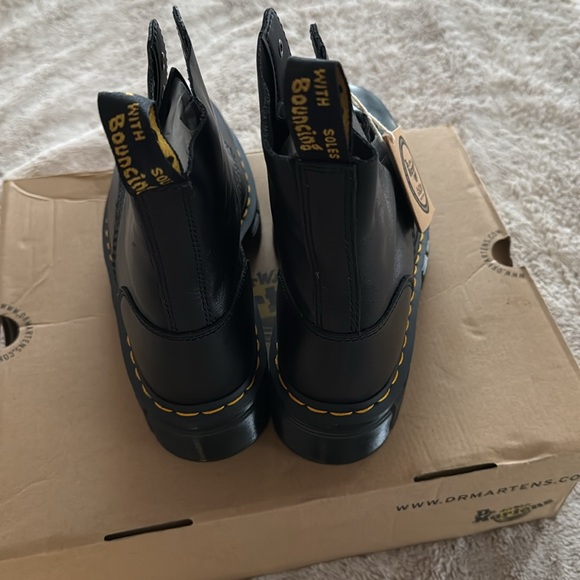 Dr. Marten Audrick 8 Eye Boot - Picture 4 of 10